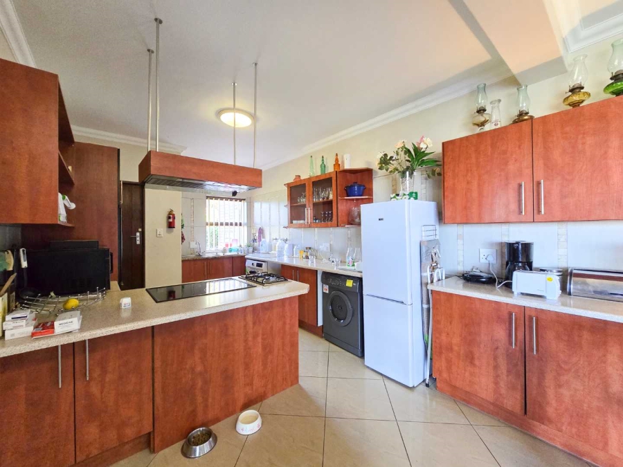 4 Bedroom Property for Sale in Stilbaai Wes Western Cape